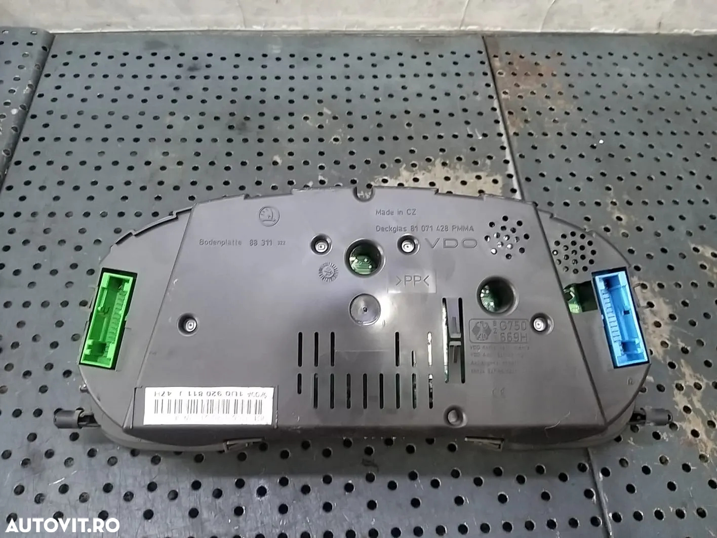 Ceasuri bord diesel skoda octavia 1 1u2 1u0920811j 110080146 - 2