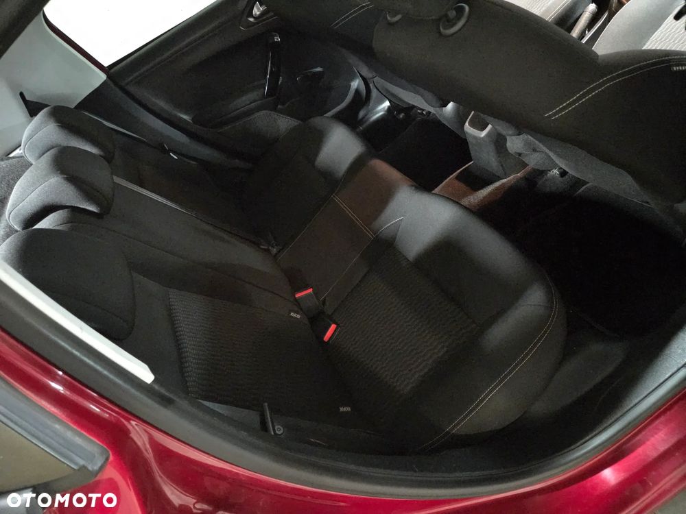 Peugeot 208 1.2 PureTech Active - 13