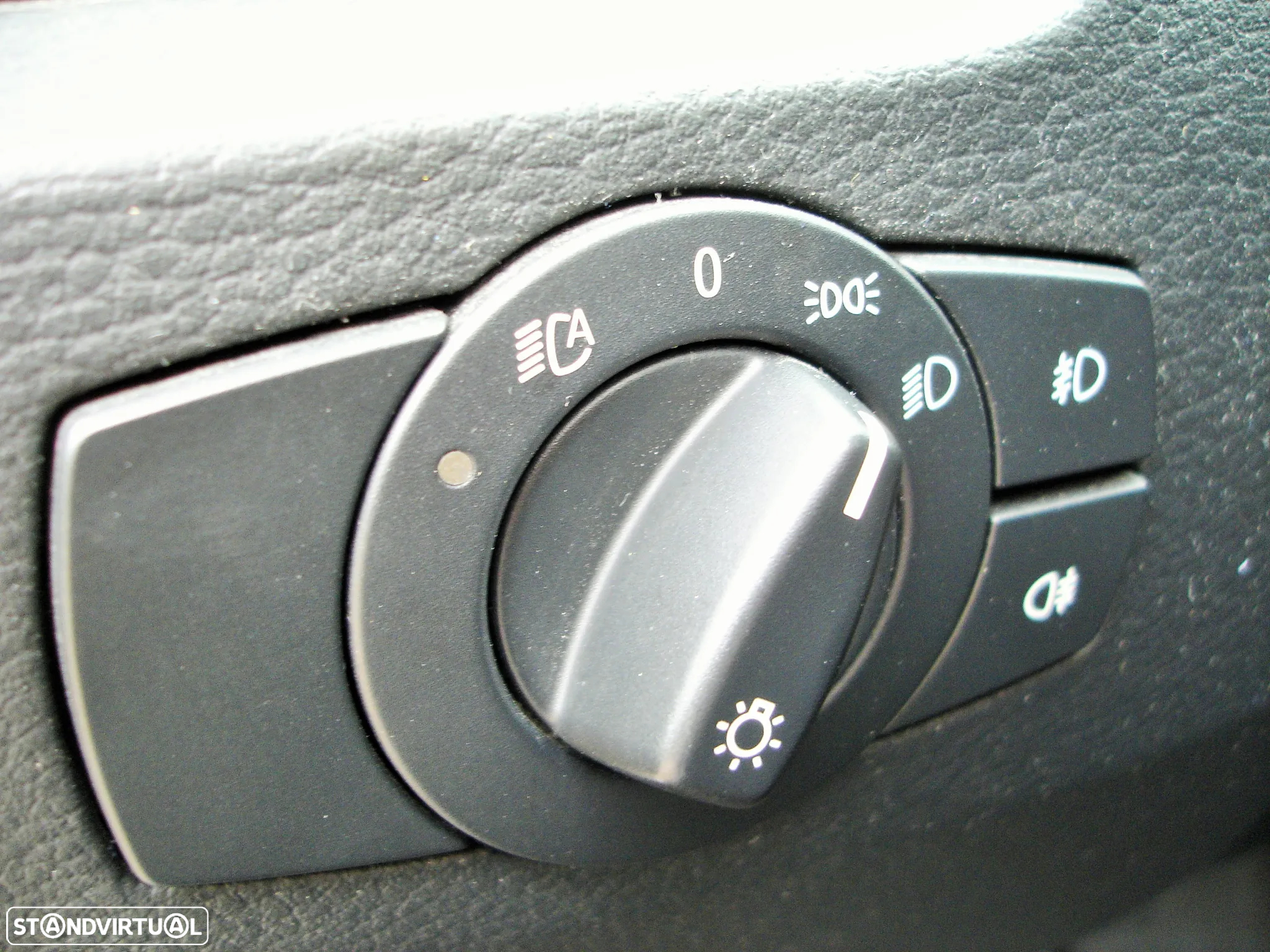 BMW X1 18 d sDrive Auto - 13