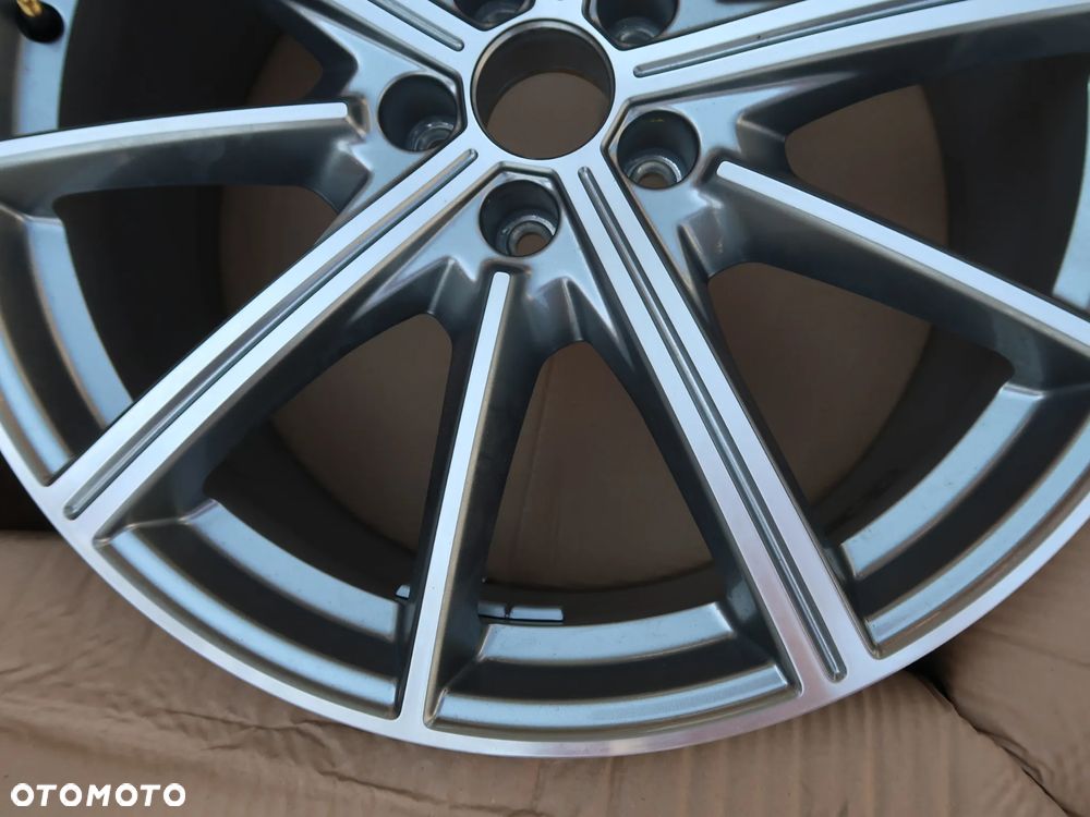 FELGA AUDI A7 4K8601025P 8,5X20ET30 - 4