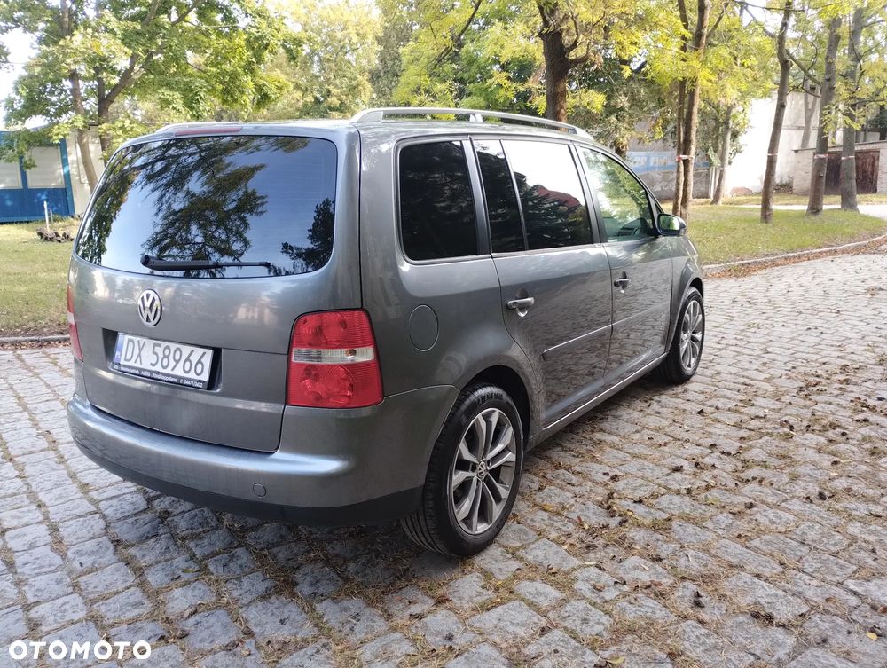 Volkswagen Touran 2.0 TDI Trendline - 5