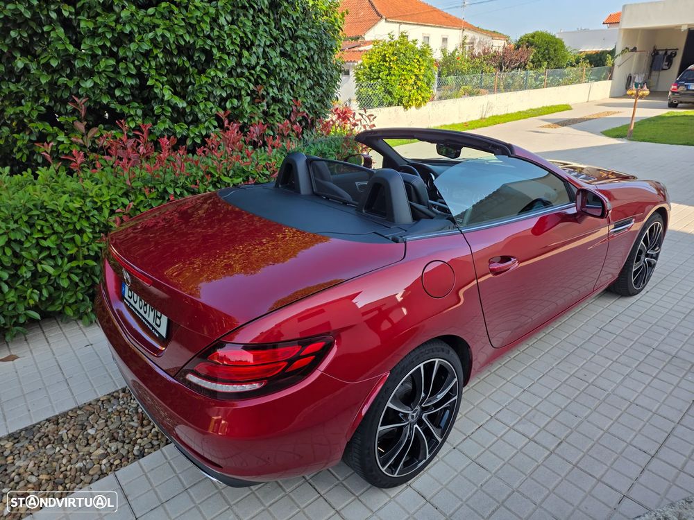 Mercedes-Benz SLC 180 9G-TRONIC - 25