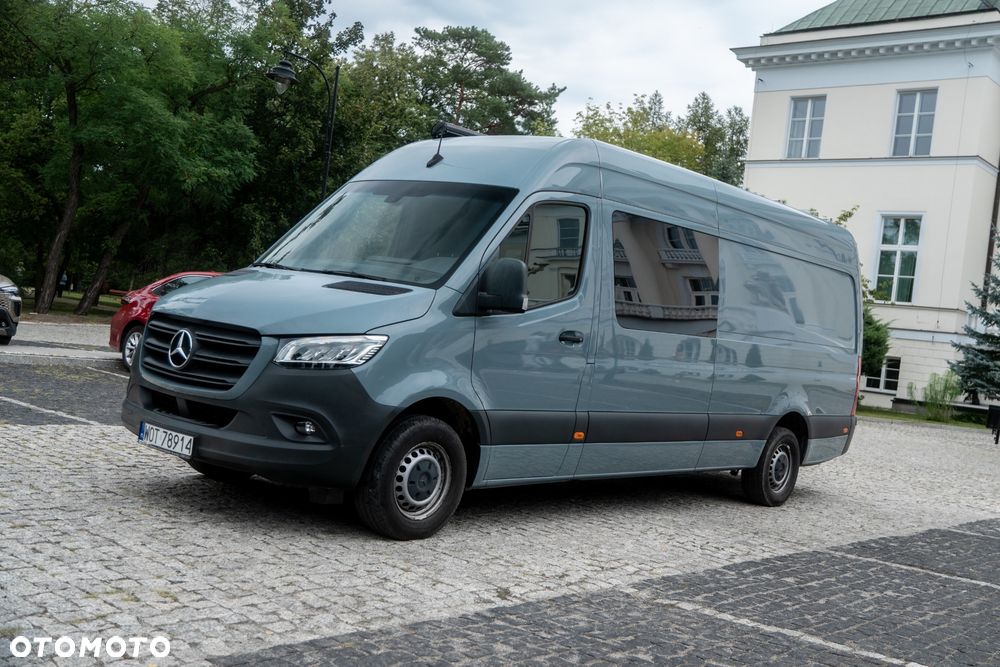 Mercedes-Benz Sprinter 319 - 3