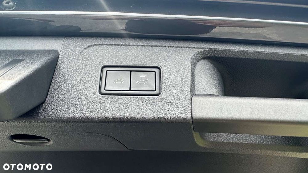 Volkswagen Passat - 15