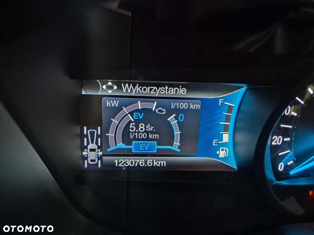 Ford Mondeo 2.0 Hybrid Titanium GPF - 38