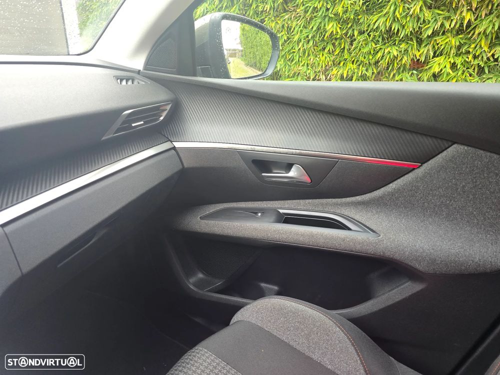 Peugeot 5008 BlueHDI 120 EAT6 Stop & Start Allure - 19