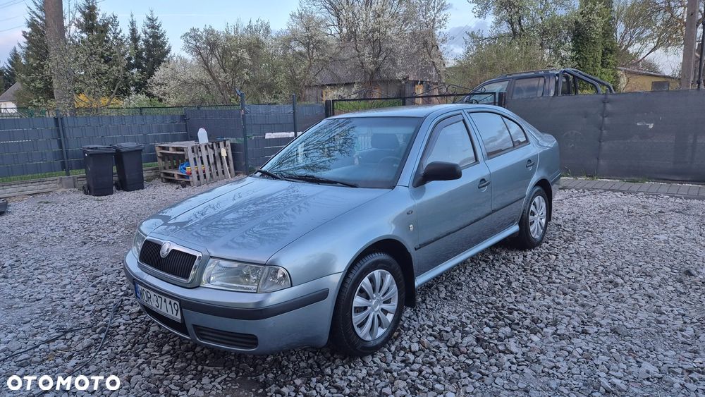 Skoda Octavia 1.6 Classic - 2