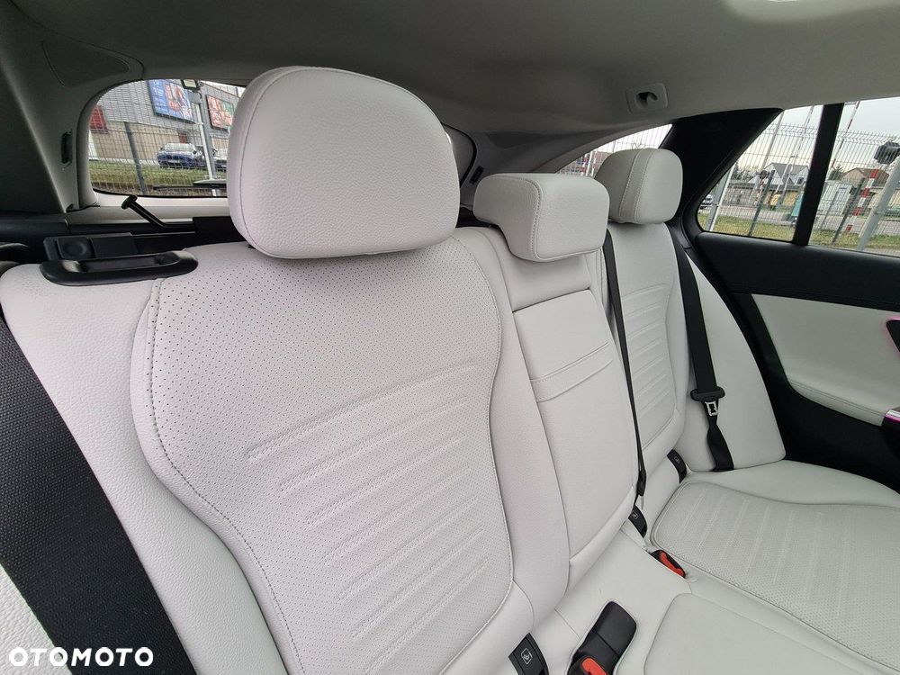 Mercedes-Benz Klasa C 220 d 9G-TRONIC AMG Line - 28