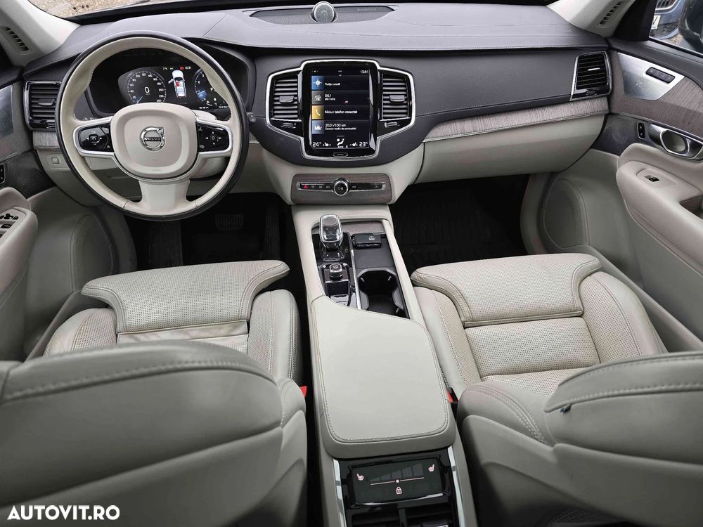 Volvo XC 90 - 12