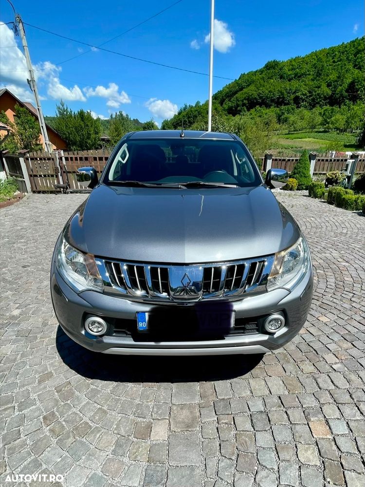 Mitsubishi L200 - 1