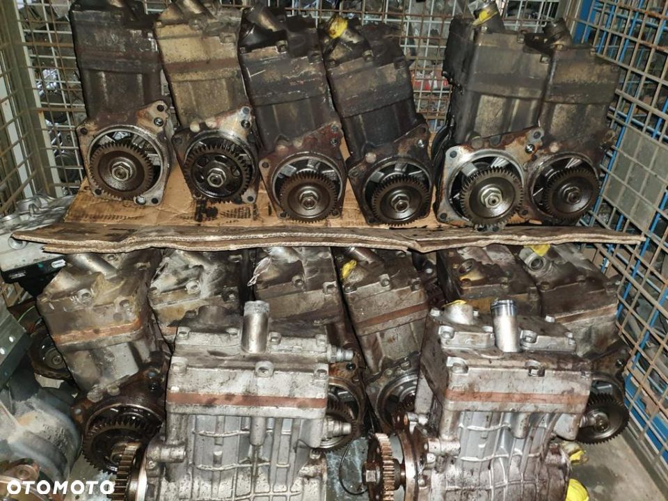 Sprężarka LP490 kompresor pneumatyczny Mercedes Actros MP4 Voith A4711303215 - 1