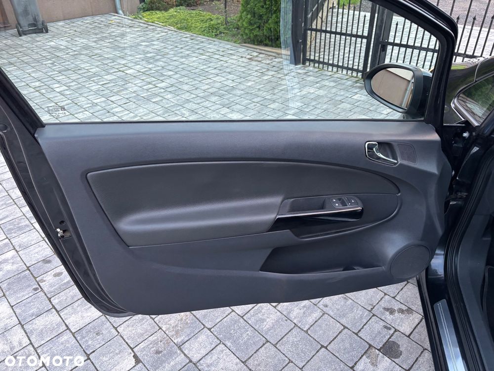 Opel Corsa 1.4 16V Automatik 150 Jahre - 27