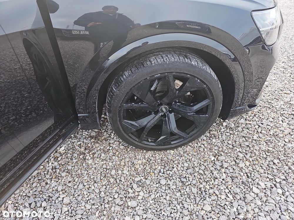 Audi RS Q8 - 26
