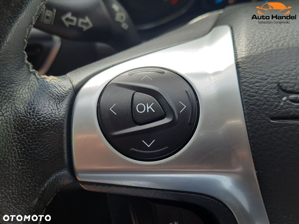 Ford Kuga 1.6 EcoBoost 2x4 Individual - 23