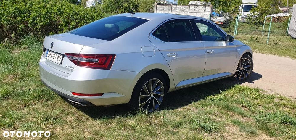 Skoda Superb 2.0 TSI 4x4 L&K DSG - 8