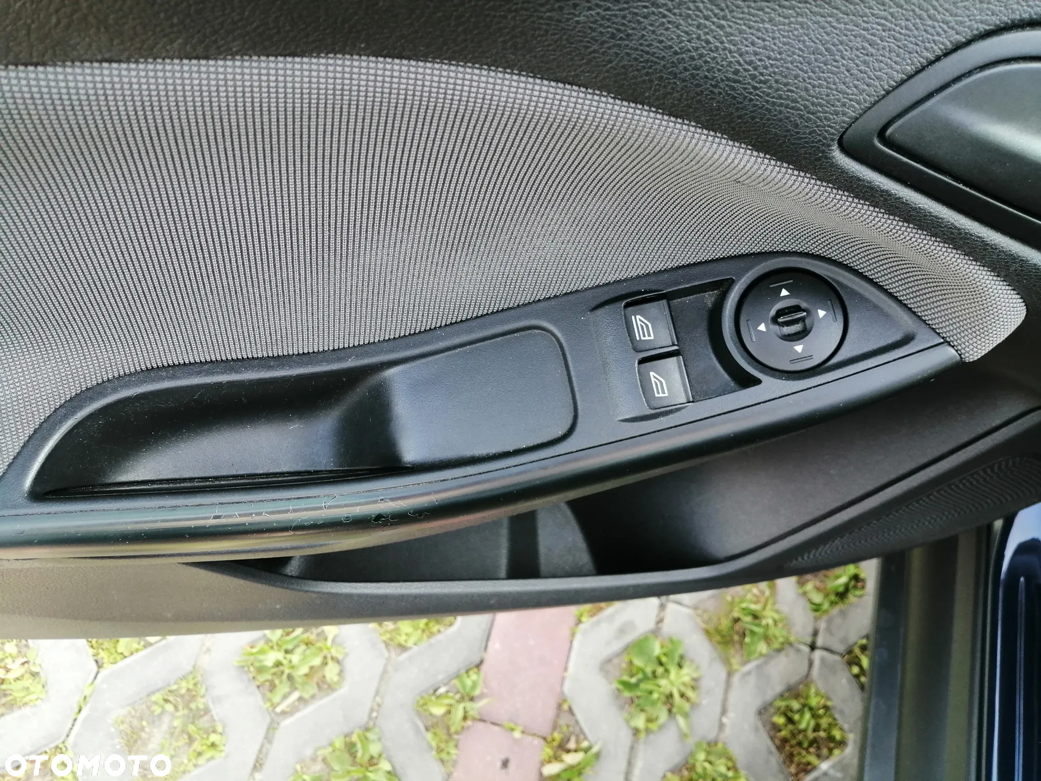 Ford Focus 1.0 EcoBoost Start-Stopp-System Ambiente - 16