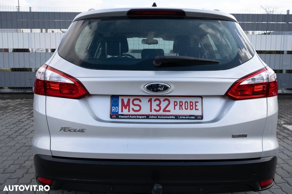 Ford Focus 1.6 TDCI DPF Champions Edition - 4