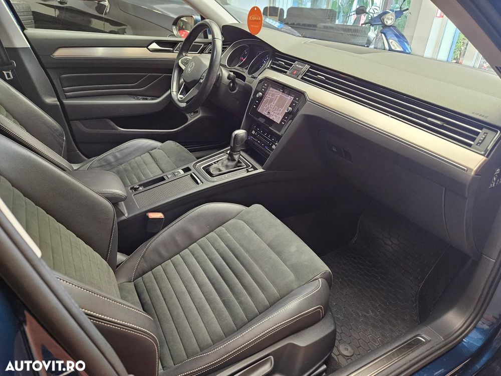 Volkswagen Passat 2.0 TDI DSG Highline - 15