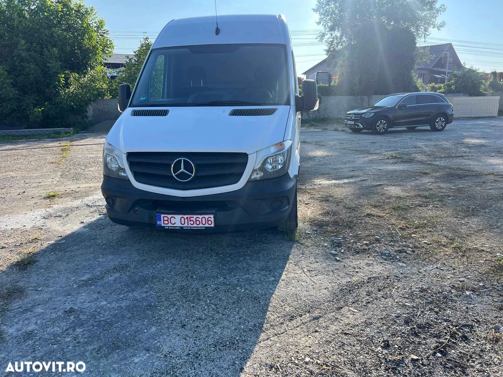 Mercedes-Benz Sprinter - 2