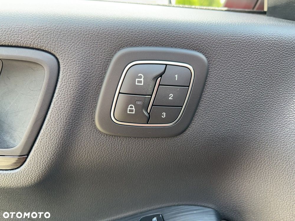 Ford Kuga - 18