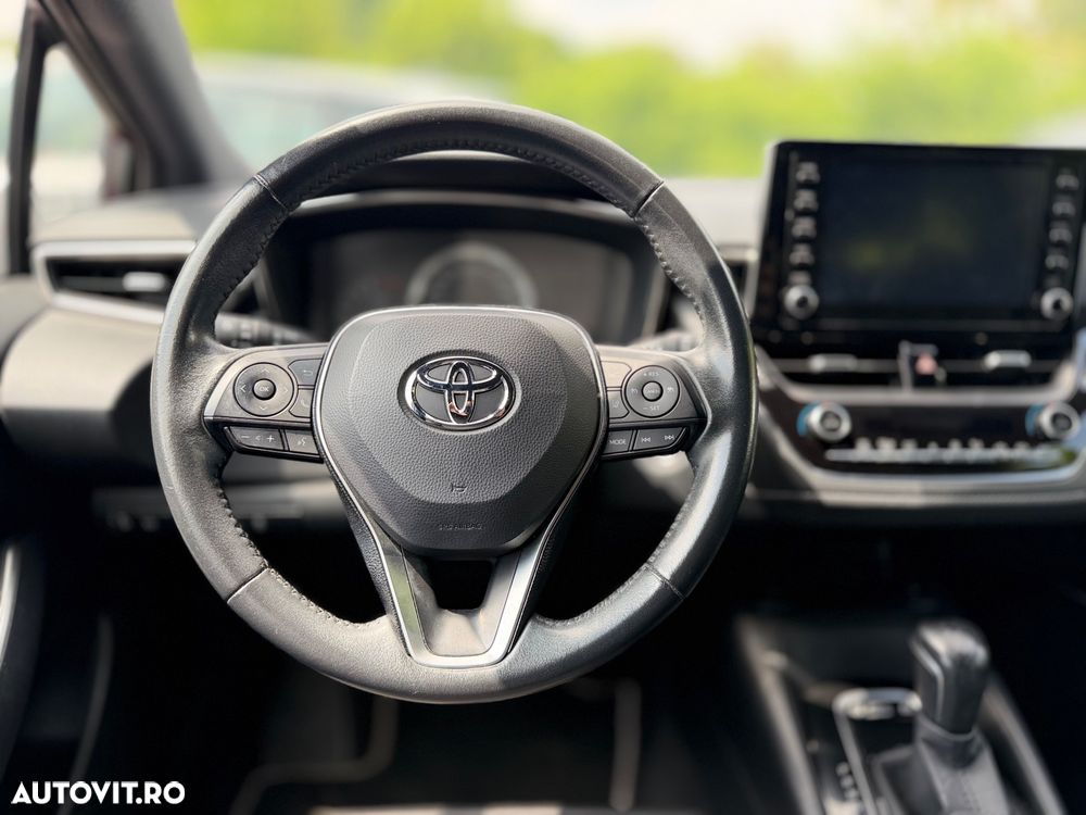 TOYOTA Corolla 2021 — imagine 9