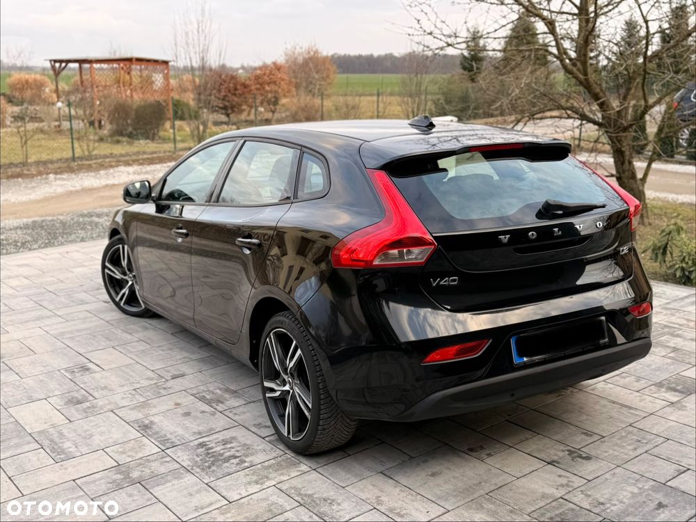 Volvo V40 D2 Drive-E Momentum - 3