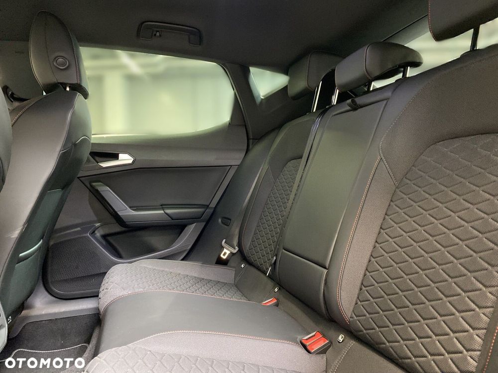 Seat Leon 1.5 eTSI FR DSG - 38