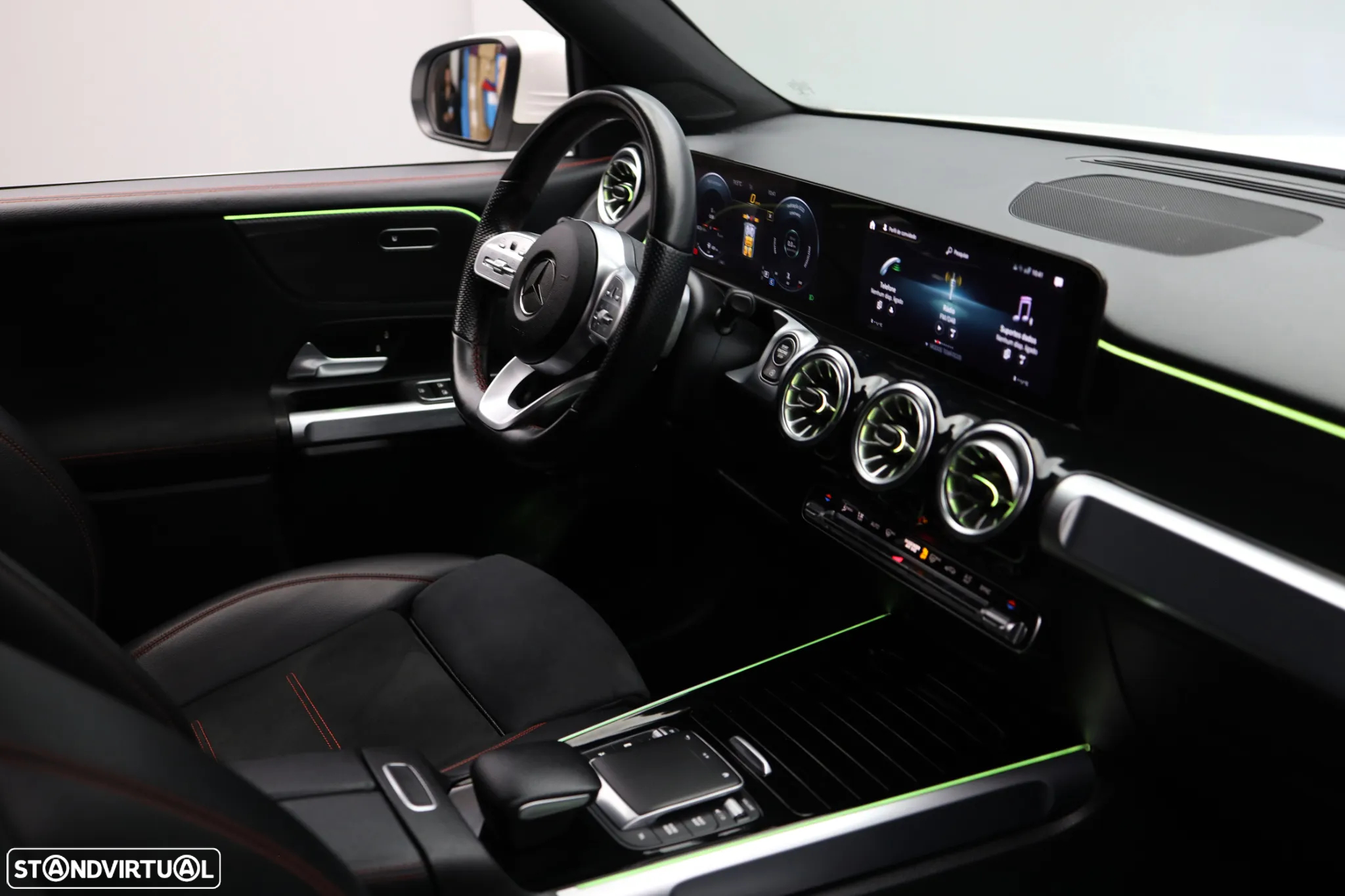 Mercedes-Benz GLB 200 d AMG Line - 37