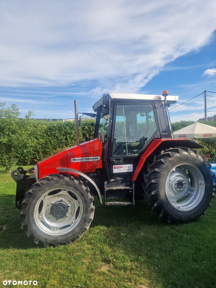 Massey Ferguson - 4