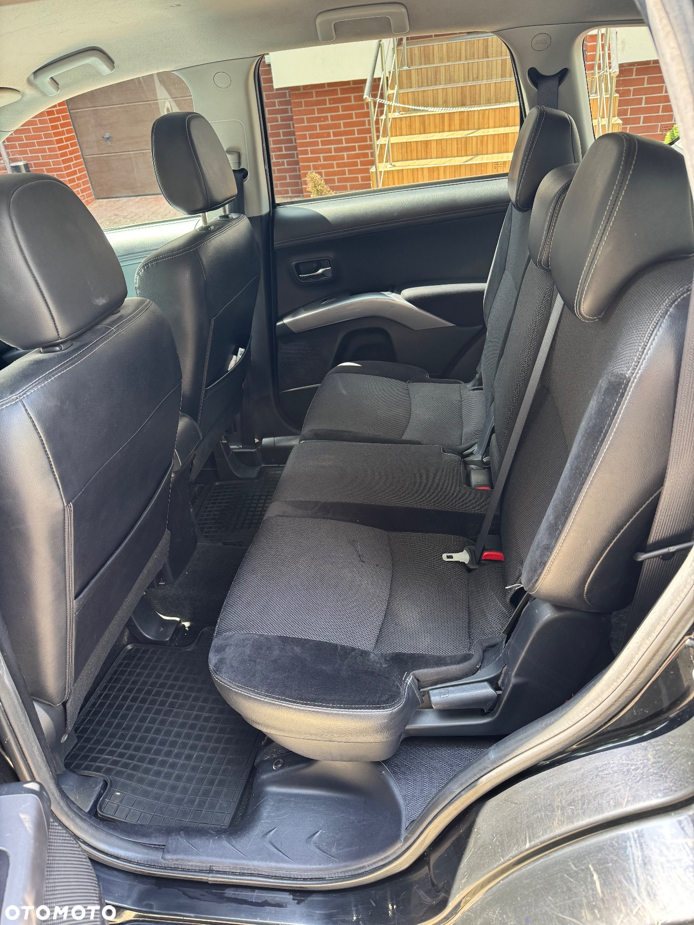 Mitsubishi Outlander 2.0 DID Intense + - 12