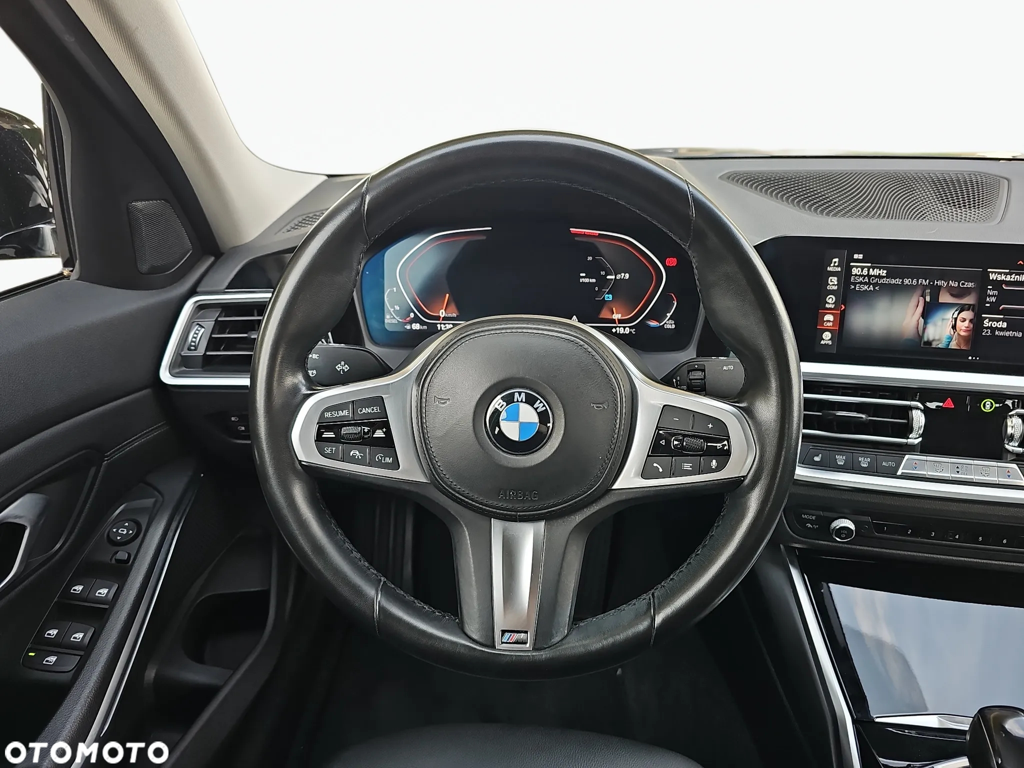 BMW Seria 3 318d MHEV Sport Line - 32