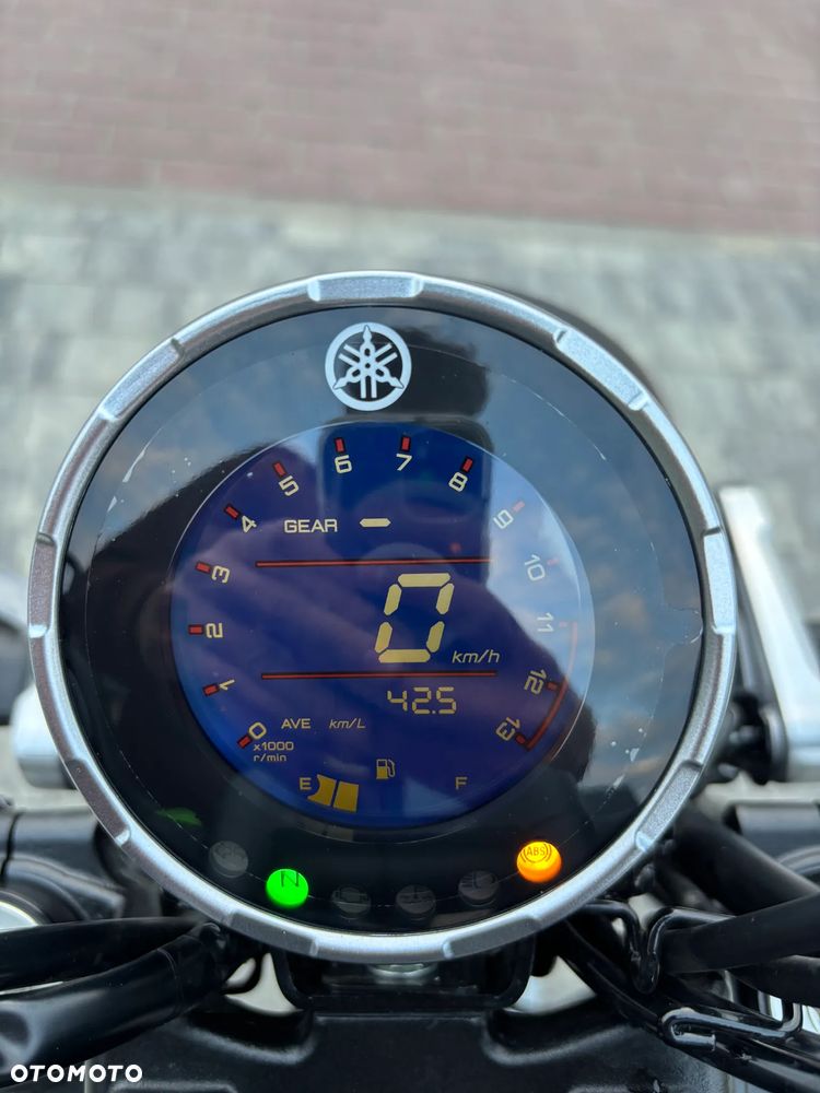 Yamaha XSR - 15
