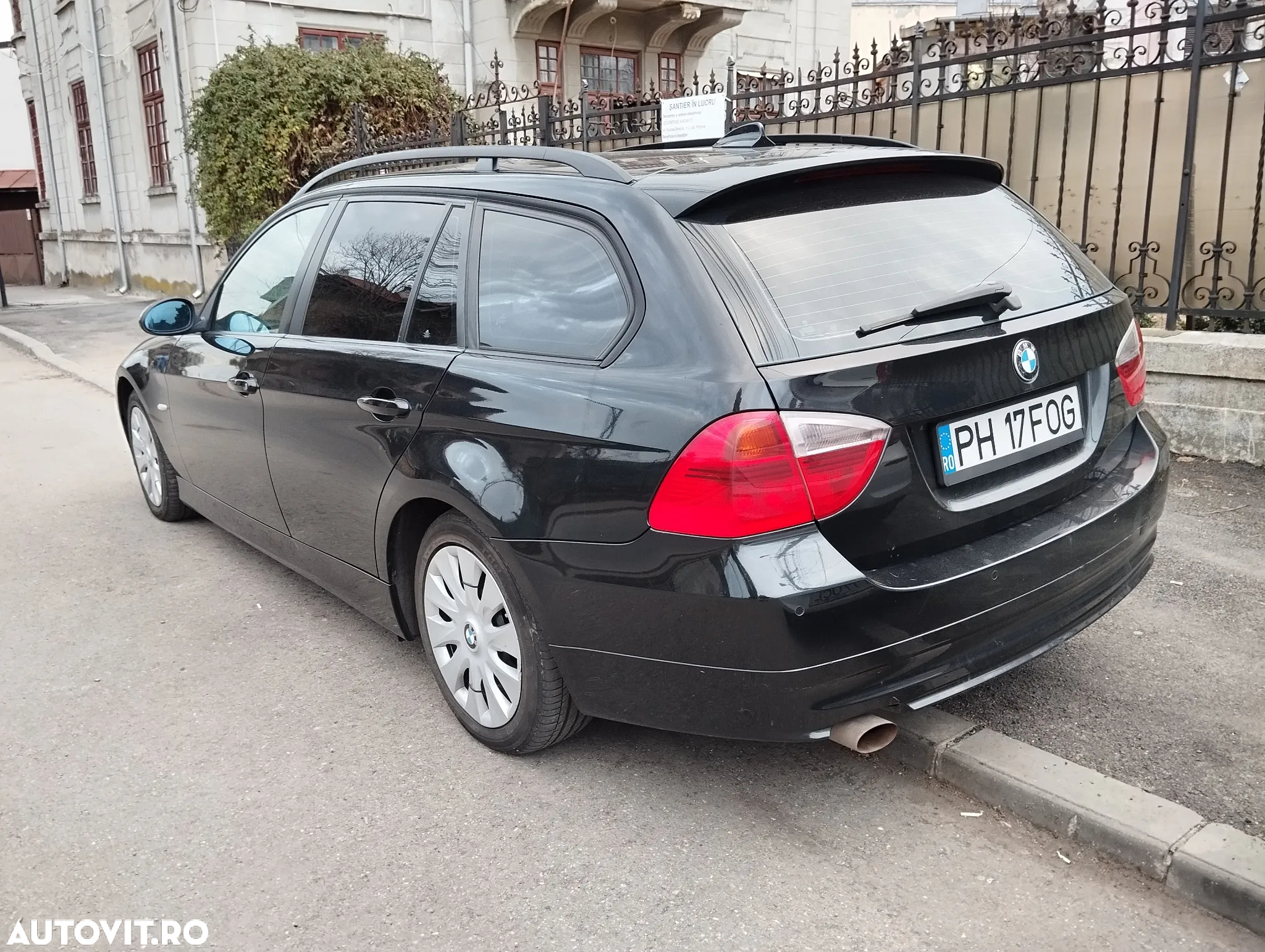 BMW Seria 3 318d DPF Touring - 3