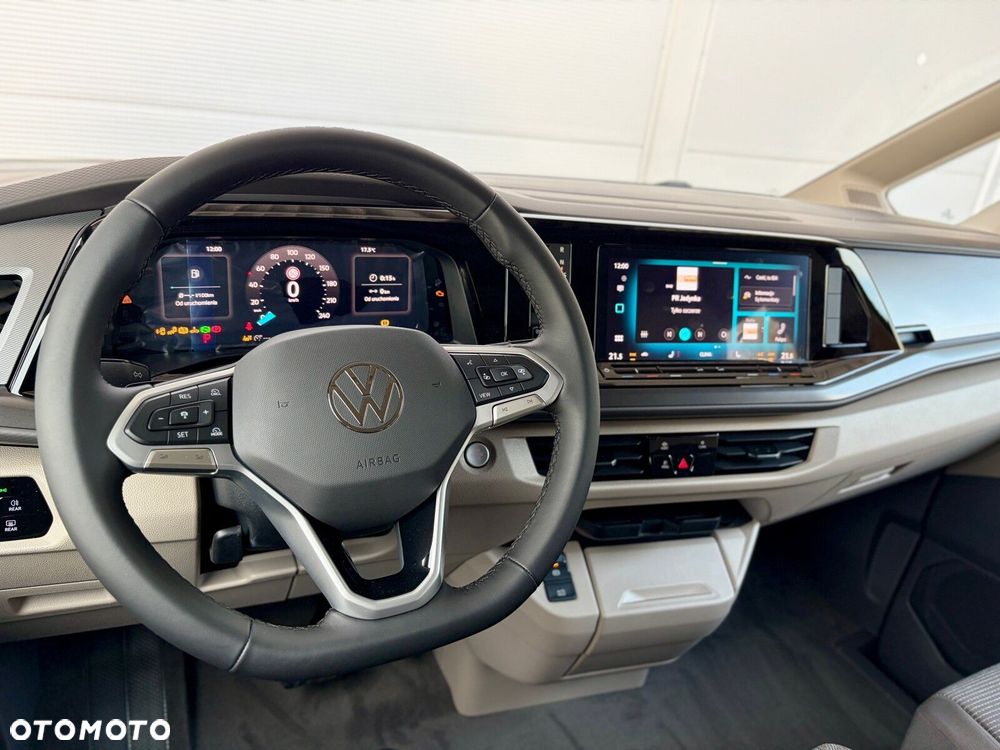 Volkswagen Multivan - 27