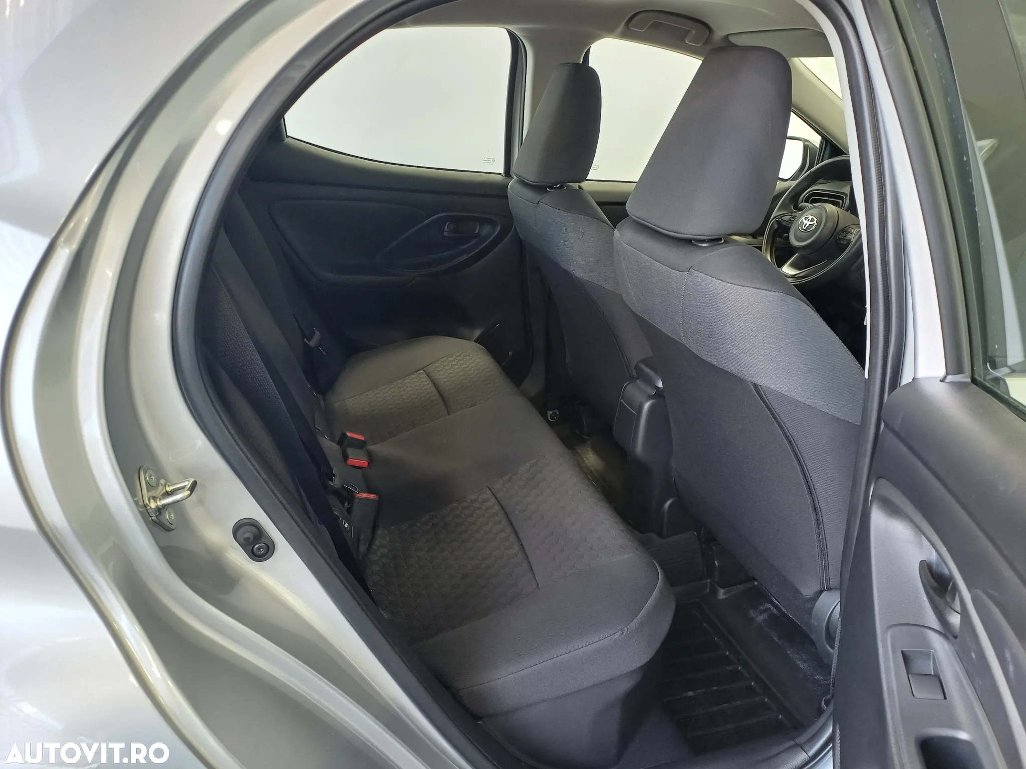 Toyota Yaris - 26