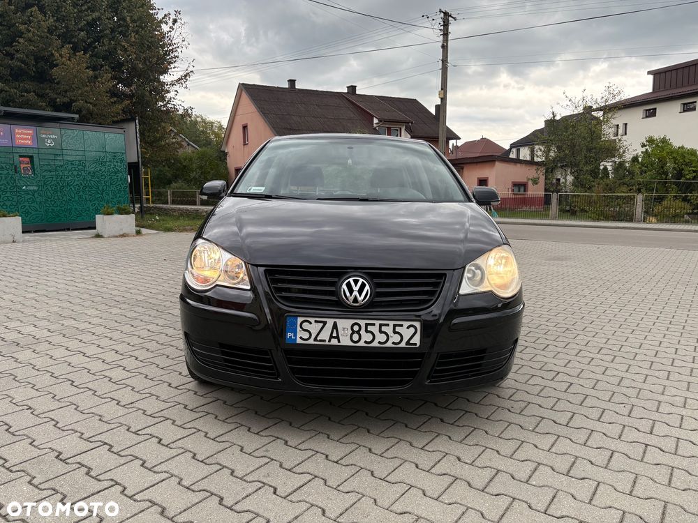Volkswagen Polo - 2