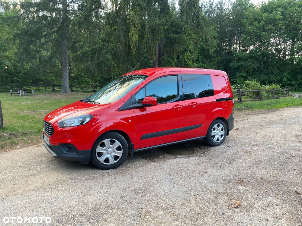 Ford Transit Courier - 2