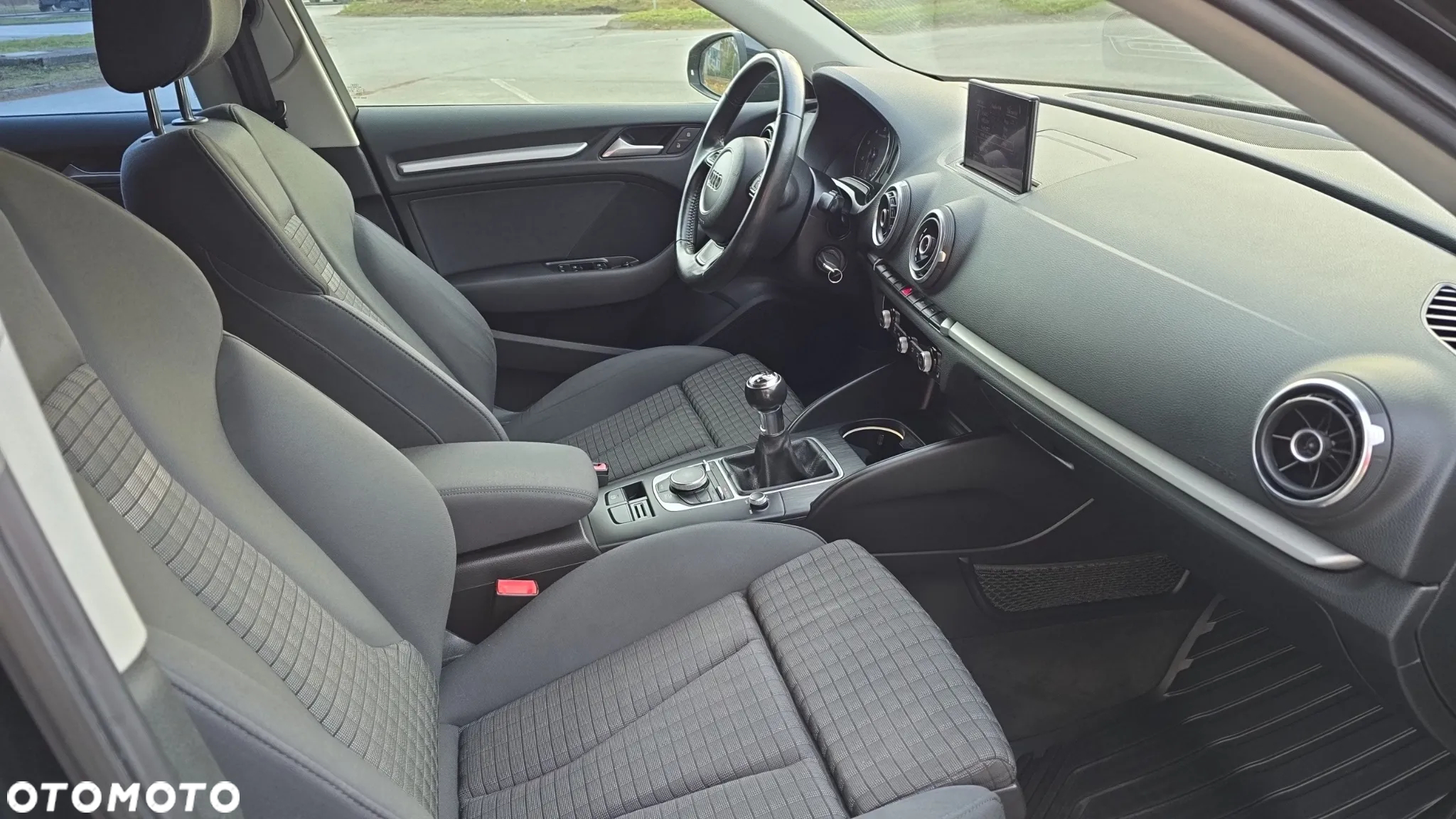 Audi A3 1.8 TFSI Sportback Attraction - 31