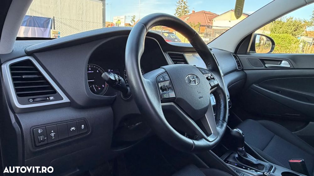 Hyundai Tucson 2.0 CRDI 4WD Automatik Style - 20