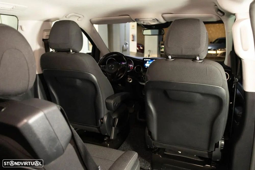 Mercedes-Benz EQV 300 - 39