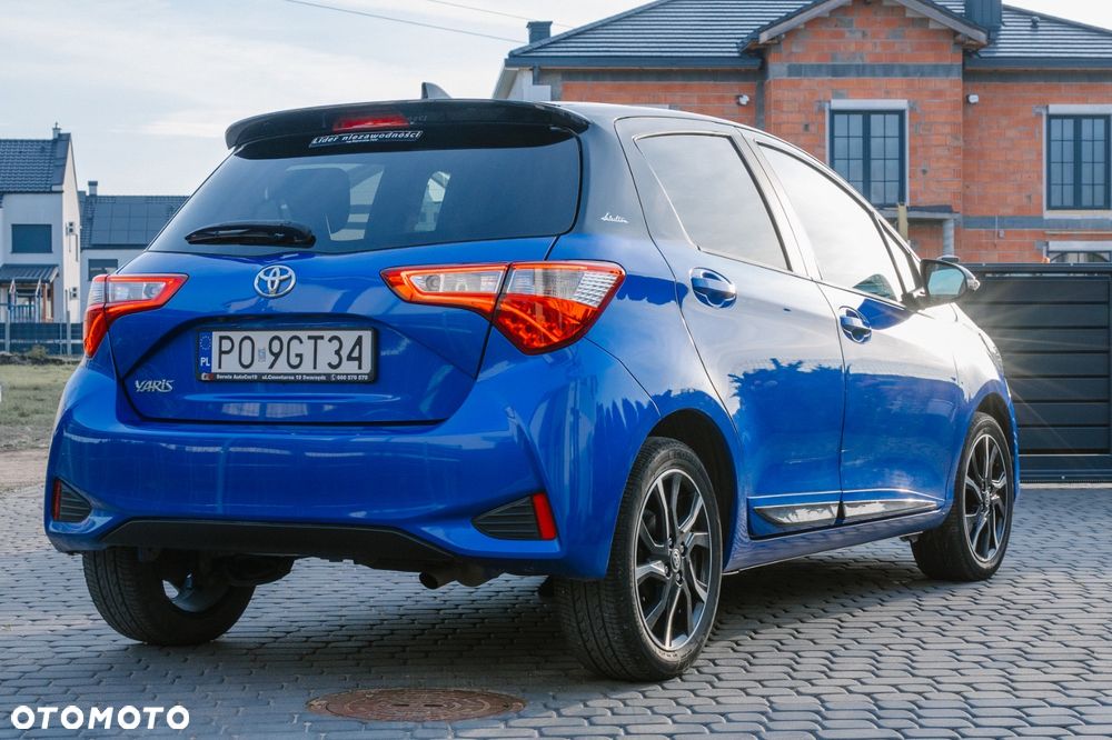 Toyota Yaris - 10