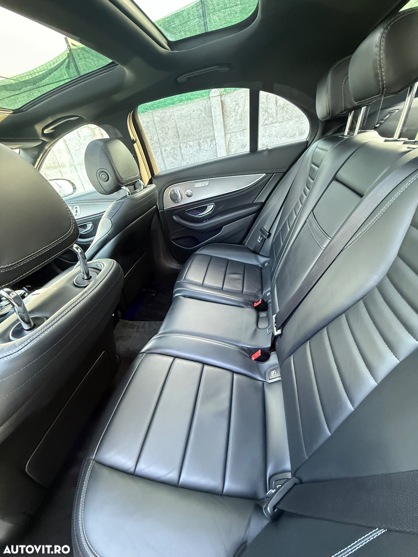 Mercedes-Benz E 220 d Aut. - 15