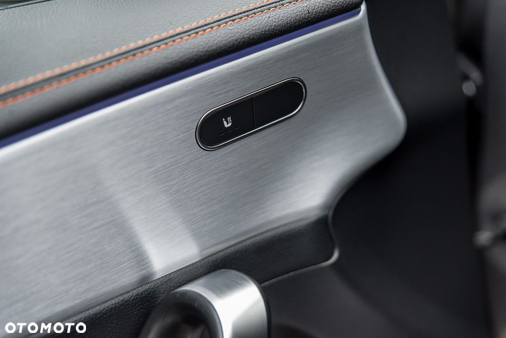 Mercedes-Benz CLA 220 Edition 1 7G-DCT - 22