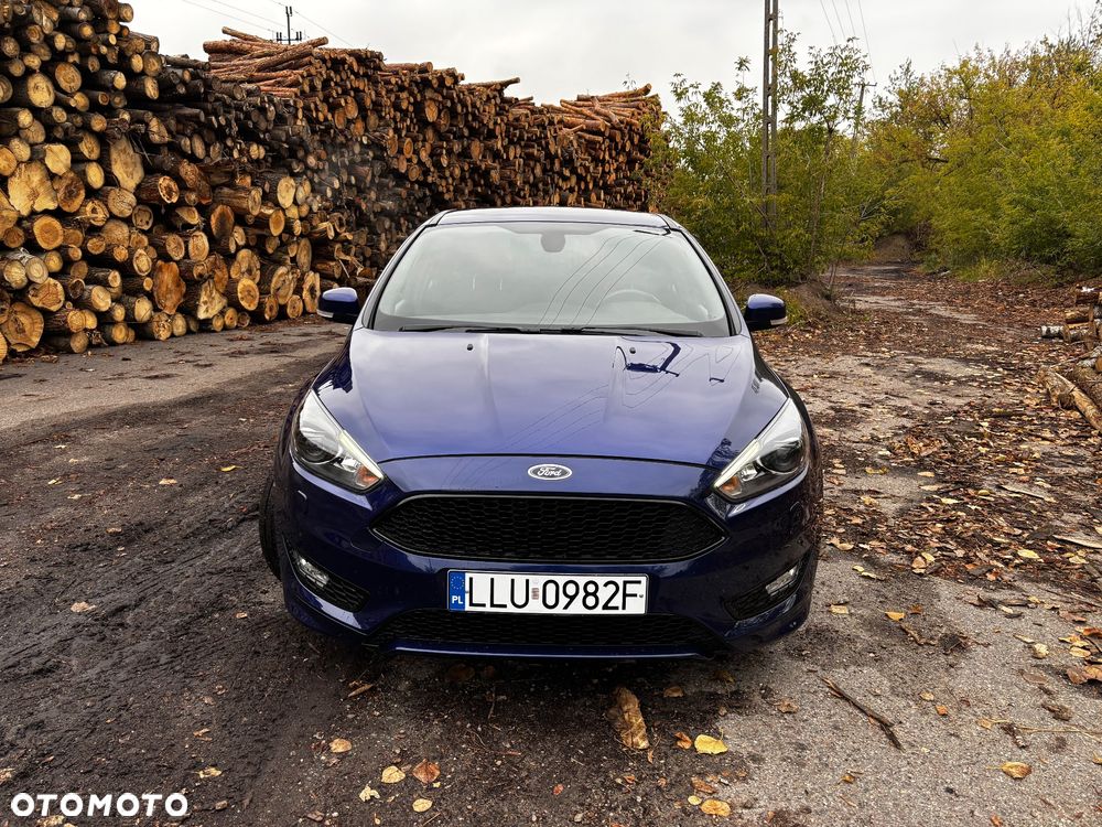Ford Focus 1.5 EcoBoost Start-Stopp-System ST-Line - 2