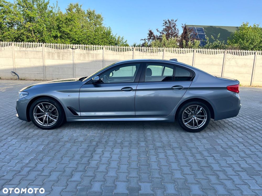 BMW Seria 5 520d xDrive - 2