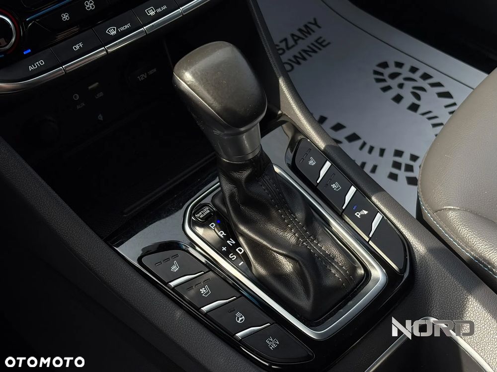 Hyundai IONIQ Plug-in hybrid Platinum - 22