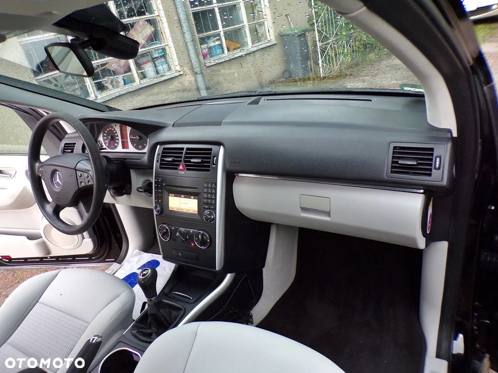 Mercedes-Benz Klasa B 180 CDI - 16