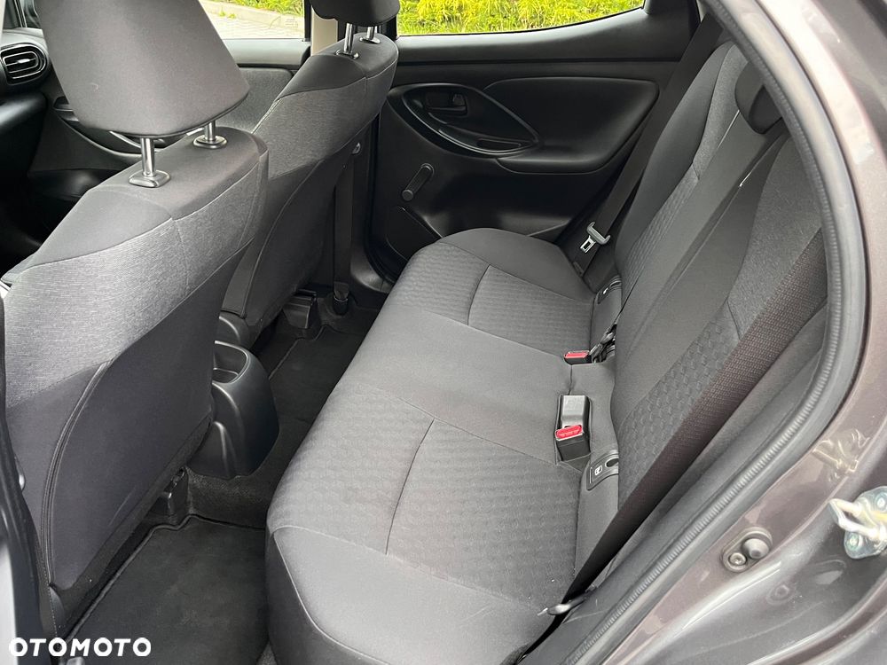 Toyota Yaris 1.5 Comfort - 16