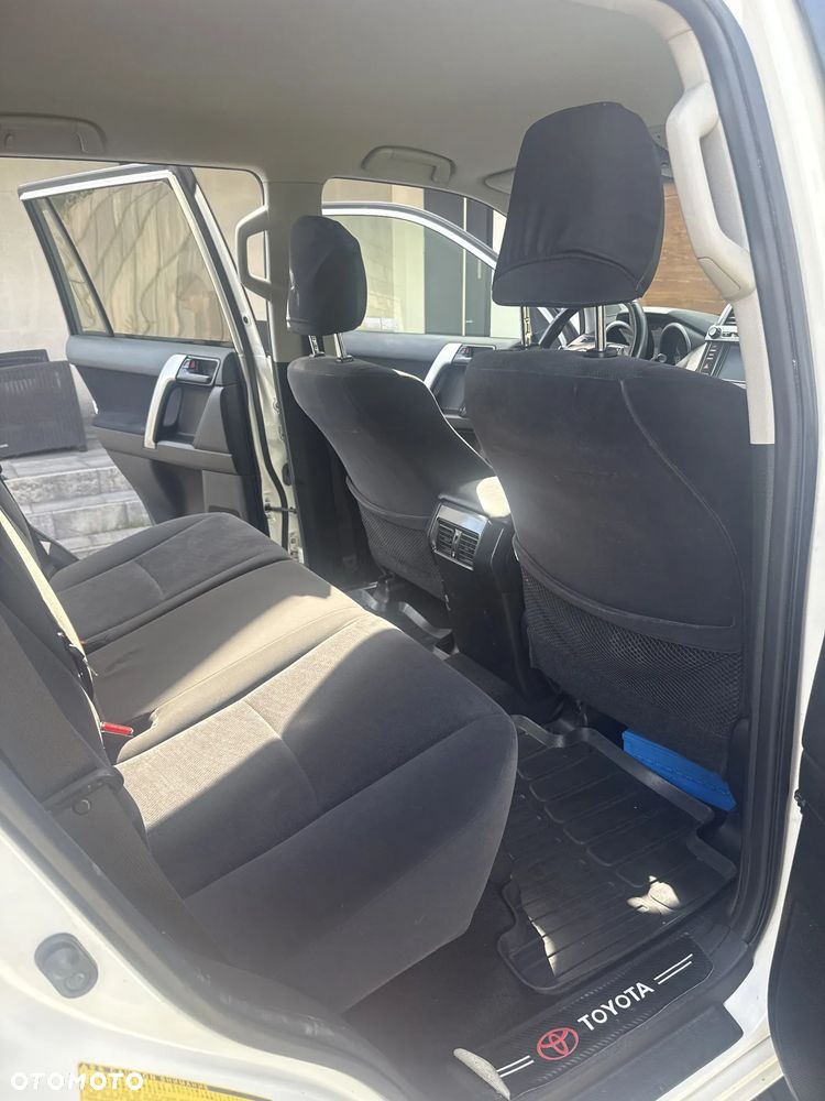 Toyota Land Cruiser LC 2.8 D-4D Prado - 28
