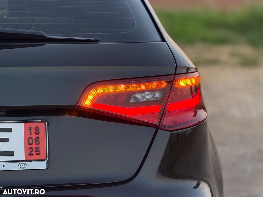 Audi A3 2.0 TDI Sportback (clean diesel) S tronic S line Sportpaket - 14